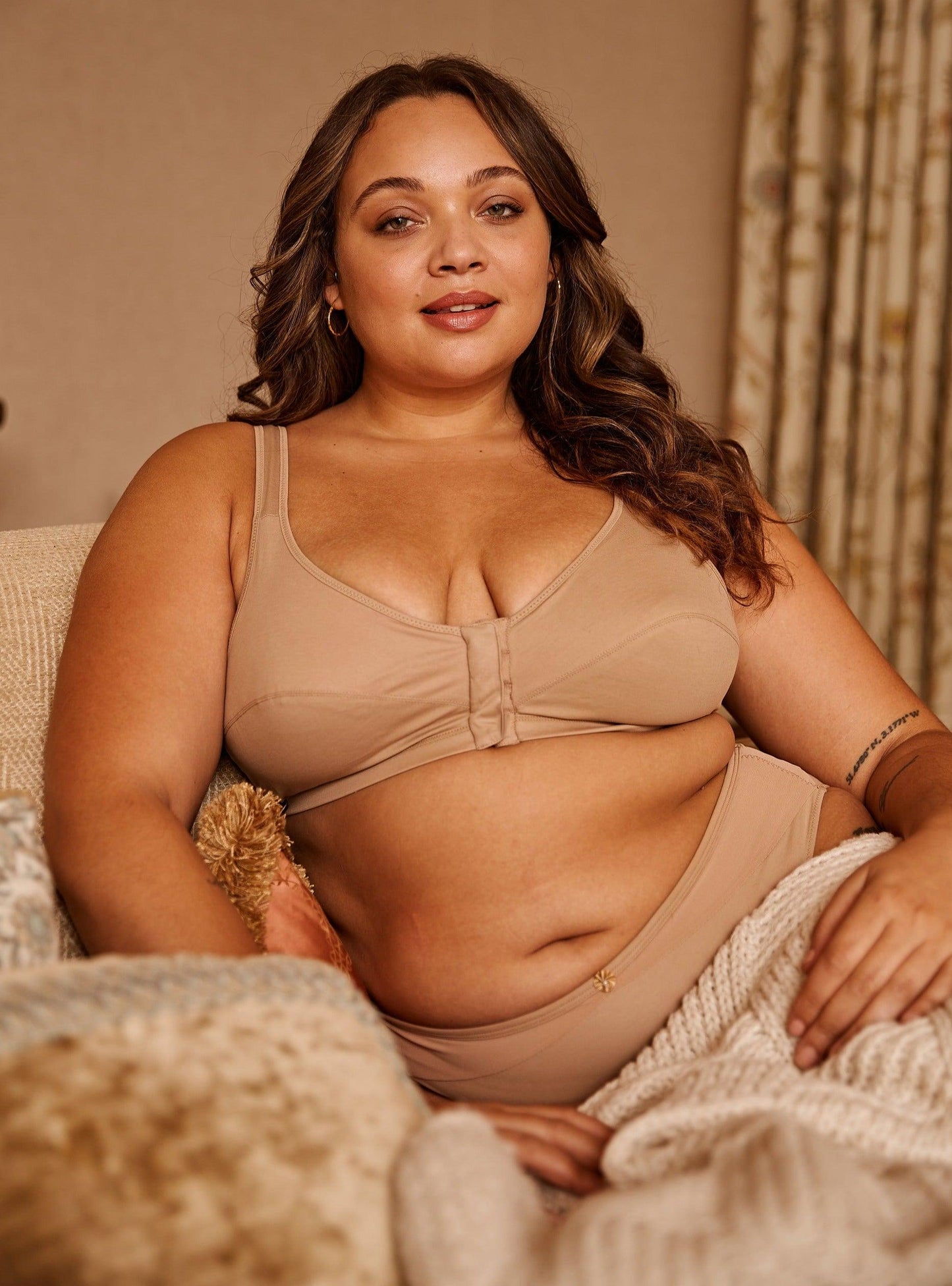 Warm Golden - Full Cup Front Closure Silk & Organic Cotton Wireless Bra-1